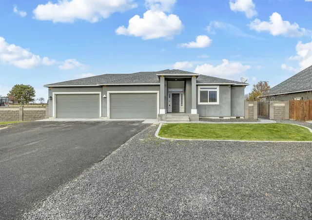 2nd image of 5221 W Richardson Road, Pasco, WA 99301 | MLS# 293677