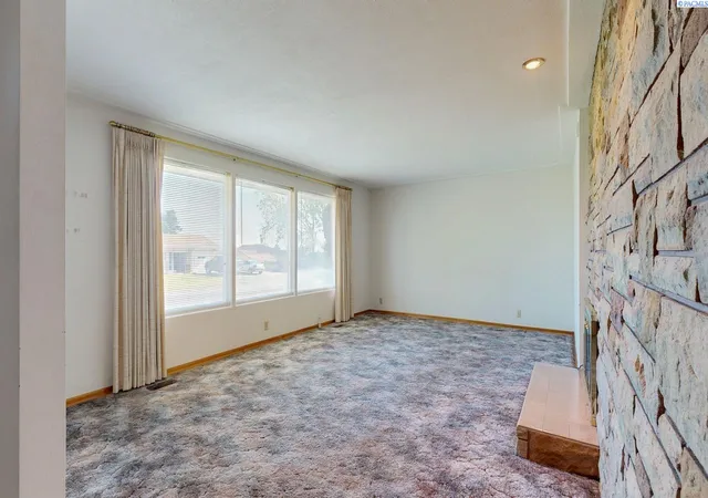 3rd image of 7111 W Willamette Avenue, Kennewick, WA 99336 | MLS# 292827