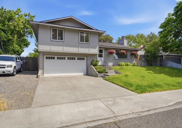 2nd image of 8524 W Entiat Pl, Kennewick, WA 99336 | MLS# 293149