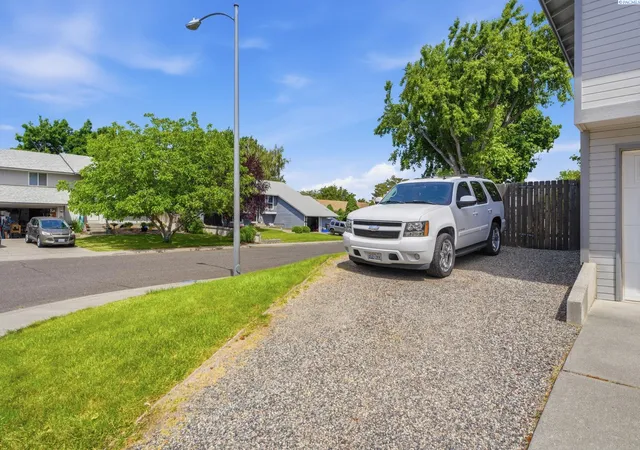 4th image of 8524 W Entiat Pl, Kennewick, WA 99336 | MLS# 293149