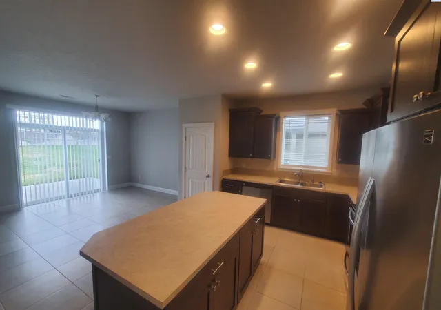 Photo 2 of Single family home for sale at 5967 W 41st Avenue, Kennewick, WA 99338 | MLS# 294692 | Listing updated on 2026-09-16