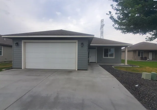 Homes for sale in Kennewick, WA | 5967 W 41st Avenue, Kennewick, WA 99337 | MLS# 294692