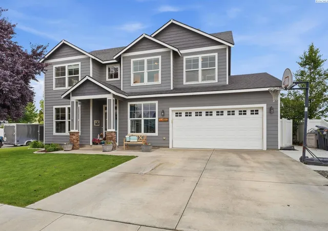 1st image of 4813 Bilbao Dr, Pasco, WA 99301 | MLS# 293393