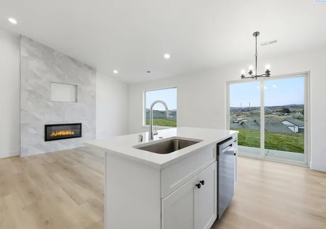 Photo 3 of Single family home for sale at 6485 W 29th Court, Kennewick, WA 99338 | MLS# 294439 | Listing updated on 2026-09-14