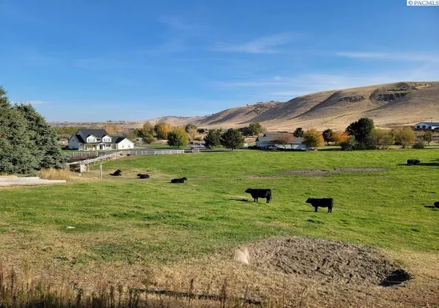 Photo 2 of Land for sale at 29404 South 816 Pr Se, Kennewick, WA 99338 | MLS# 288580 | Listing updated on 2026-04-30