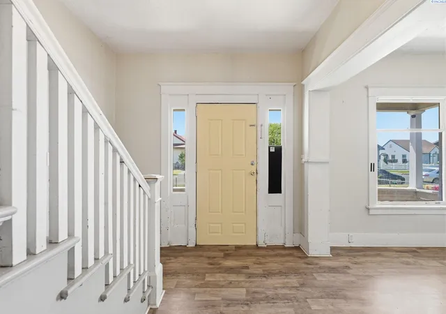 1st image of 307 W Bonneville St, Pasco, WA 99301 | MLS# 294304