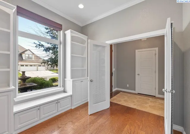 Photo 3 of Single family home for sale at 3905 W 47th Avenue, Kennewick, WA 99337 | MLS# 292101 | Listing updated on 2026-09-12