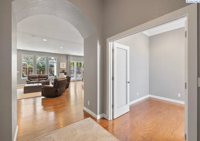 Photo 4 of Single family home for sale at 3905 W 47th Avenue, Kennewick, WA 99337 | MLS# 292101 | Listing updated on 2026-09-12