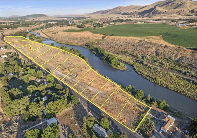 1st image of 15649 W Old Inland Empire Hwy [lot 11], Benton City, WA 99320 | MLS# 294352