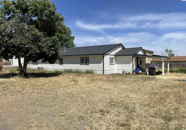 3rd image of 6106 Desert View, West Richland, WA 99353 | MLS# 294626