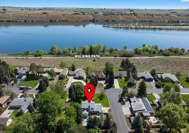 4th image of 2405 Harris Ave, Richland, WA 99354 | MLS# 292551