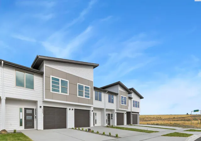 3rd image of 4437 Road 114, Pasco, WA 99301 | MLS# 294562