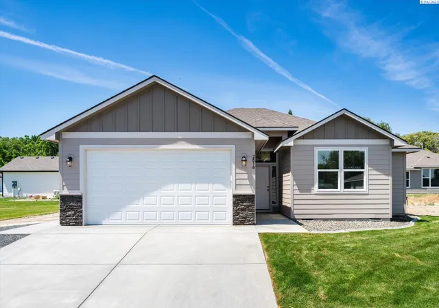 1st image of 2816 S Beech St, Kennewick, WA 99337 | MLS# 294530