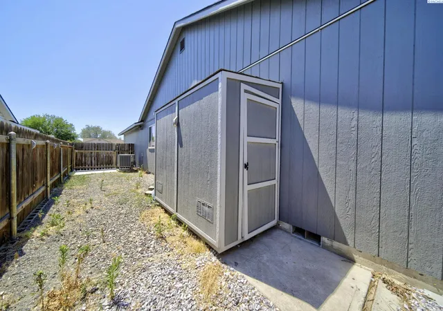 43rd image of 8560 W Canyon Ave, Kennewick, WA 99336 | MLS# 294613