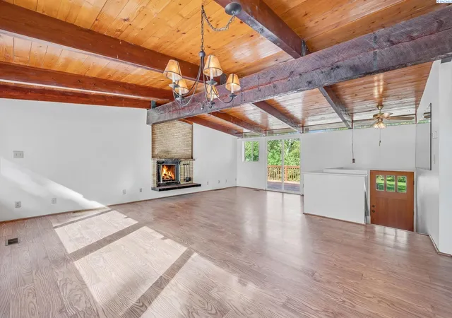 5th image of 312 State Route 27, Pullman, WA 99163 | MLS# 290684