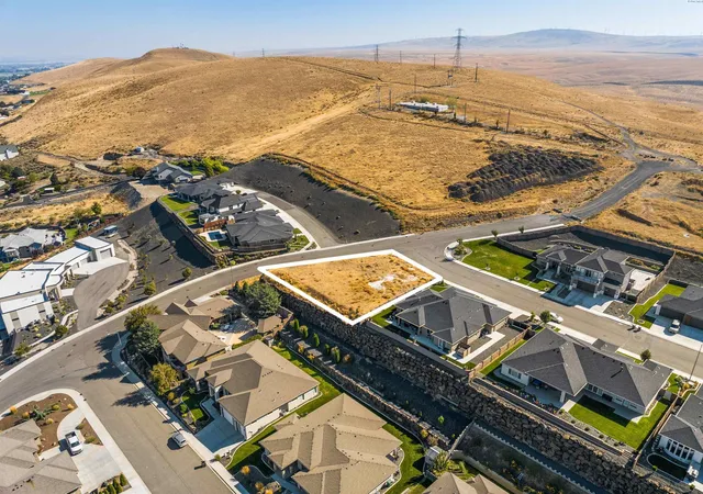 Photo 1 of Land for sale at 3604 W 49th Avenue, Kennewick, WA 99337 | MLS# 287765 | Listing updated on 2026-09-02
