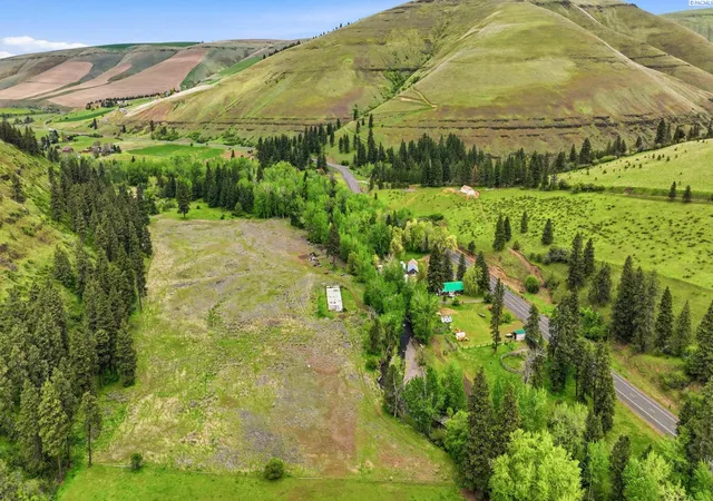 Homes for sale in Dayton, WA | 632 N Touchet Rd, Dayton, WA 99328 | MLS# 292506