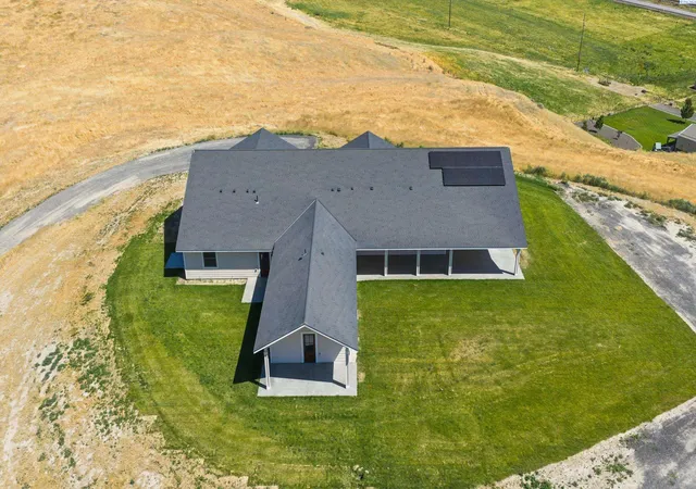 Homes for sale in Walla Walla, WA | 268 Bending Brooke Ln, Walla Walla, WA 99362 | MLS# 294105
