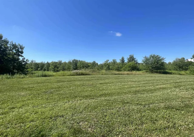 Photo 2 of Sale Pending at 51521 Orange Rd, South Bend, IN 46628 | MLS# 202228787 | Listing updated on 2026-07-27