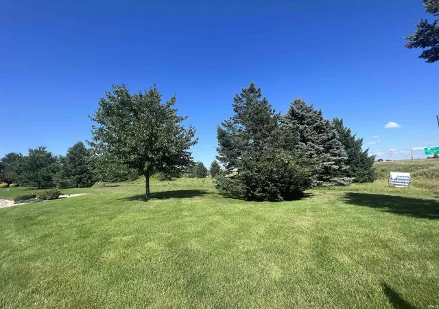 Photo 1 of Land for sale at 4528 Lake Blackthorn Dr, South Bend, IN 46628 | MLS# 202229831 | Listing updated on 2026-03-13