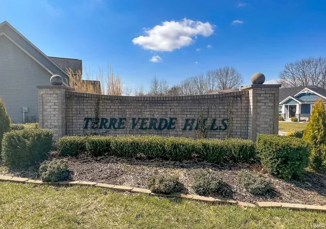 Photo 1 of Land for sale at 53705 Terre Verde Hills Ct, South Bend, IN 46628 | MLS# 202319271 | Listing updated on 2026-03-13