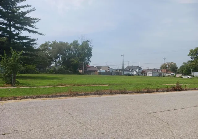Photo 2 of Land for sale at 124 W Jefferson St, Vincennes, IN 47591 | MLS# 202330870 | Listing updated on 2026-08-18