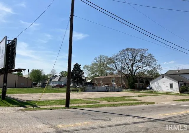 Photo 1 of Land for sale at 1021 Hart St, Vincennes, IN 47591 | MLS# 202412745 | Listing updated on 2026-04-14