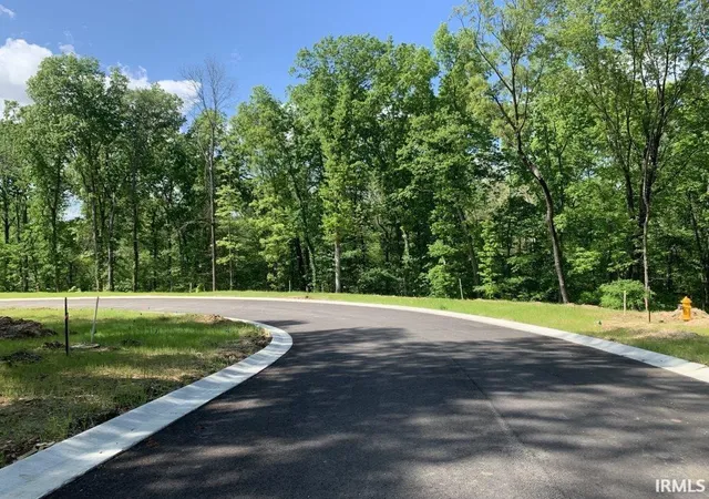 1st image of 1336 Horseshoe Bend Dr, Evansville, IN 47725 | MLS# 202415726