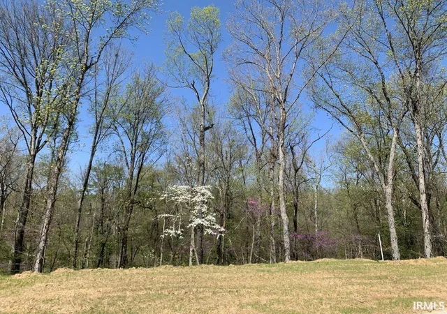 6th image of 1229 Horseshoe Bend Dr, Evansville, IN 47725 | MLS# 202415738