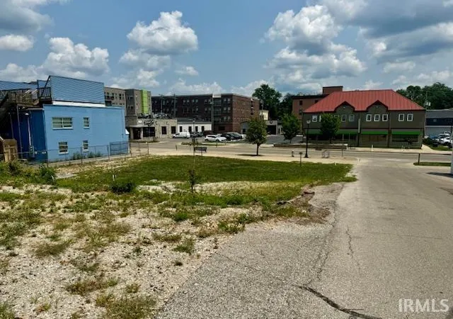 Photo 1 of Land for sale at 424 S Walnut St, Bloomington, IN 47401 | MLS# 202427651 | Listing updated on 2026-07-28