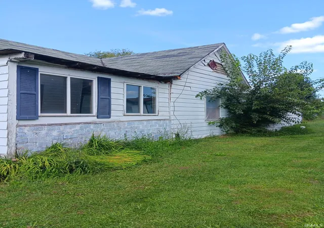 5th image of 321 N Chicago Ave, Brazil, IN 47834 | MLS# 202439466