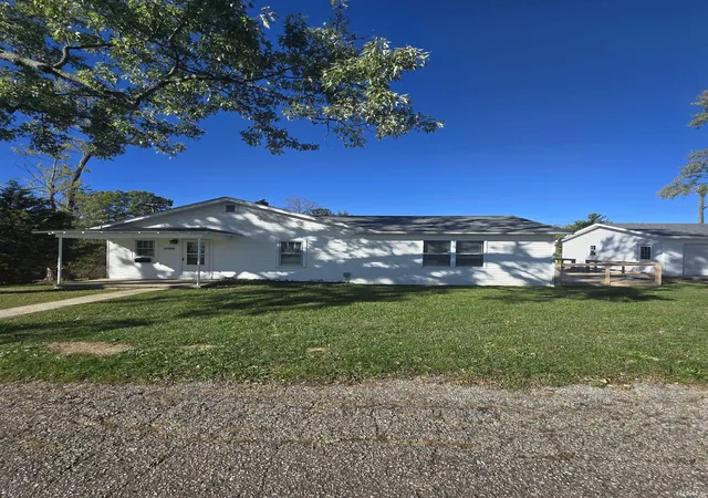 1st image of 805 W 12th St, Bloomington, IN 47404 | MLS# 202442186