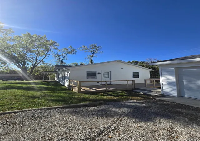 3rd image of 805 W 12Th St, Bloomington, IN 47404 | MLS# 202442186