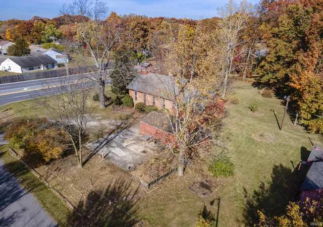 36th image of 8126 Coldwater Rd, Fort Wayne, IN 46825 | MLS# 202442488
