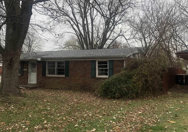 Homes for sale in Evansville, IN | 1850 Lodge Ave, Evansville, IN 47714 | MLS# 202445833