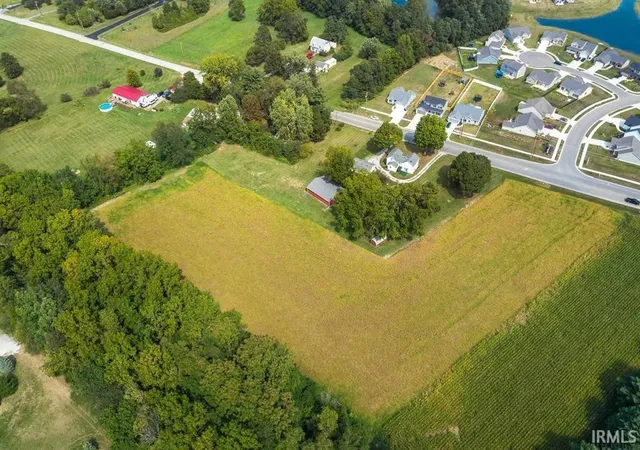 2nd image of 17313 Lima Rd, Huntertown, IN 46748 | MLS# 202500563
