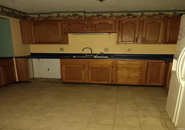 Photo 2 of Manufactured home for sale at 100 E Village Dr, Sullivan, IN 47882 | MLS# 202501382 | Listing updated on 2026-04-13