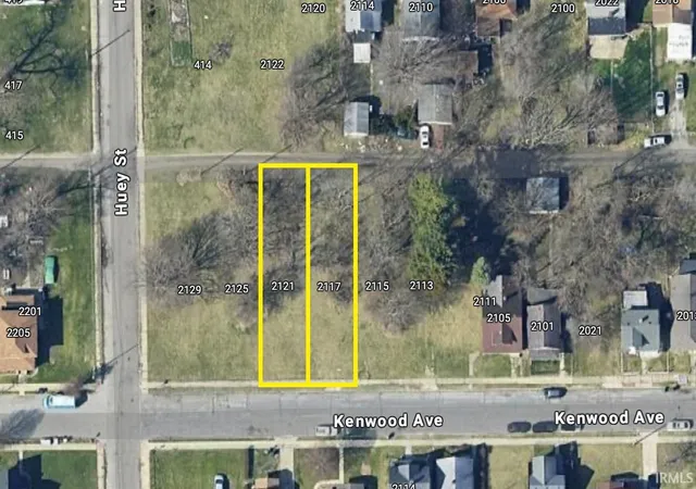 Photo 1 of Sale Pending at 2121 Kenwood Ave, South Bend, IN 46628 | MLS# 202502797 | Listing updated on 2026-09-14