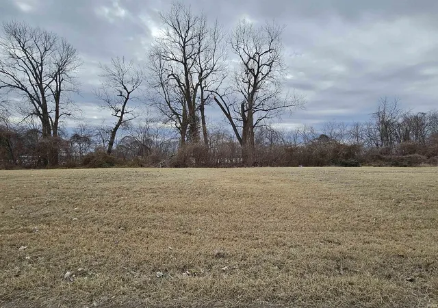 Photo 1 of Land for sale at 600 Riverview Ct, Evansville, IN 47713 | MLS# 202504246 | Listing updated on 2026-01-27