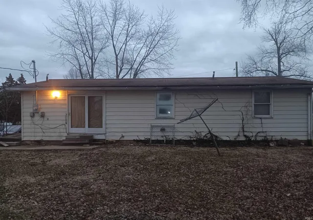 Photo 2 of Manufactured home for sale at 442 S Troll St, Sullivan, IN 47882 | MLS# 202506528 | Listing updated on 2026-04-13