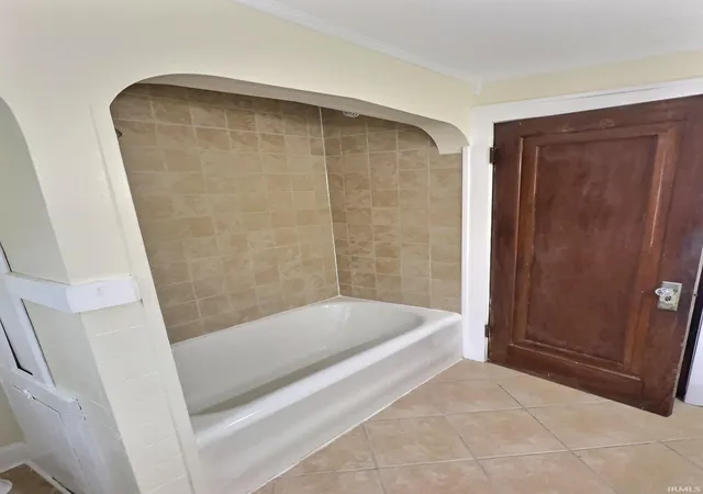 Photo 3 of Manufactured home for sale at 4442 Kenilworth St, Fort Wayne, IN 46806 | MLS# 202508230 | Listing updated on 2026-09-06