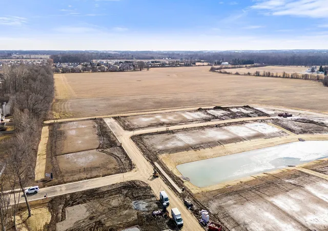 1st image of 1334 Kayenta Trl, Fort Wayne, IN 46815 | MLS# 202509401
