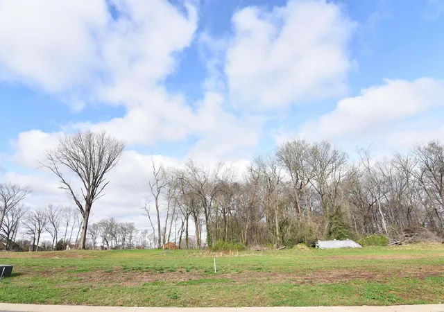 Photo 1 of Land for sale at 8812 Dahlia Dr, Evansville, IN 47725 | MLS# 202510812 | Listing updated on 2026-04-02