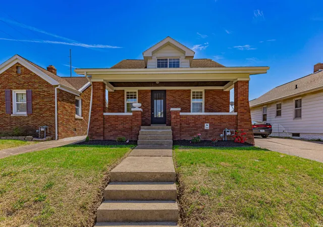 Photo 1 of Sale Pending at 757 E Delaware St, Evansville, IN 47711 | MLS# 202513462 | Listing updated on 2025-08-13
