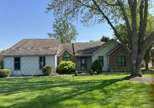 Photo 1 of Sale Pending at 928 Willowind Trl, Fort Wayne, IN 46845 | MLS# 202517094 | Listing updated on 2025-05-25