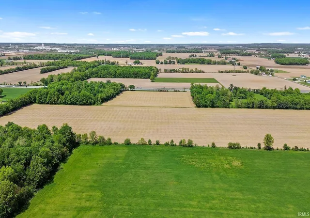 3rd image of 56659 Tulip Rd, New Carlisle, IN 46552 | MLS# 202518714