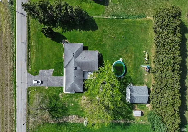 4th image of 56915 Tulip Rd, New Carlisle, IN 46552 | MLS# 202518910