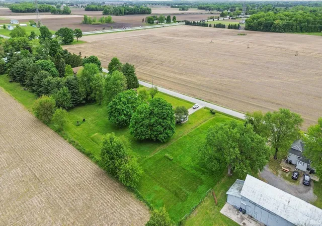 3rd image of 56729 Tulip Rd, New Carlisle, IN 46552 | MLS# 202519441