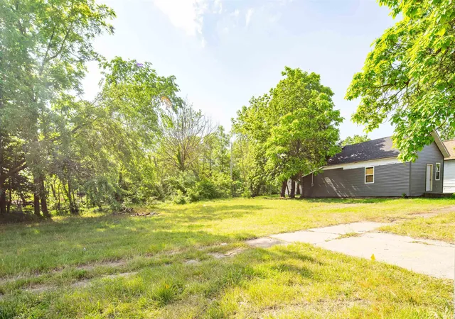 Photo 3 of Land for sale at 225 College St, South Bend, IN 46628 | MLS# 202520692 | Listing updated on 2025-06-02