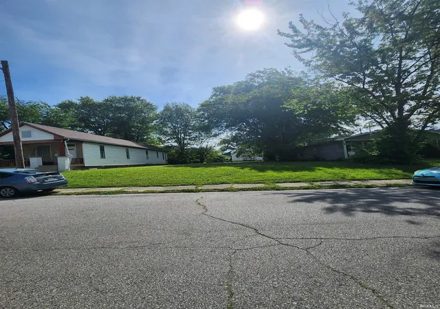 1st image of 926 S Elliott St, Evansville, IN 47713 | MLS# 202520845